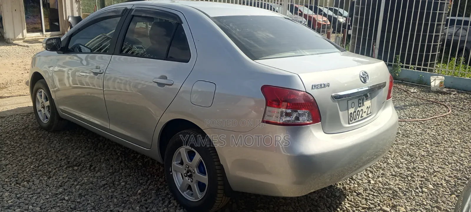 Toyota Belta 2012 Silver