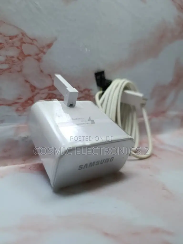 Samsung 25W Fast Charging Travel Adapter With USB-A Cable