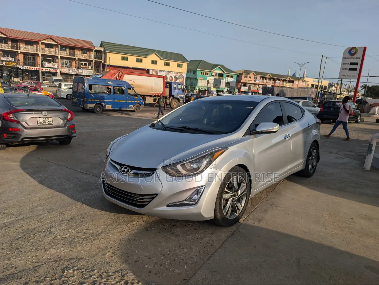 Hyundai Elantra Limited 4dr Sedan (1.8L 4cyl 6A) 2014 Silver