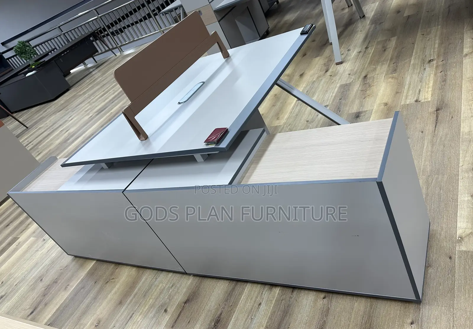 Workstation (29a2-2)