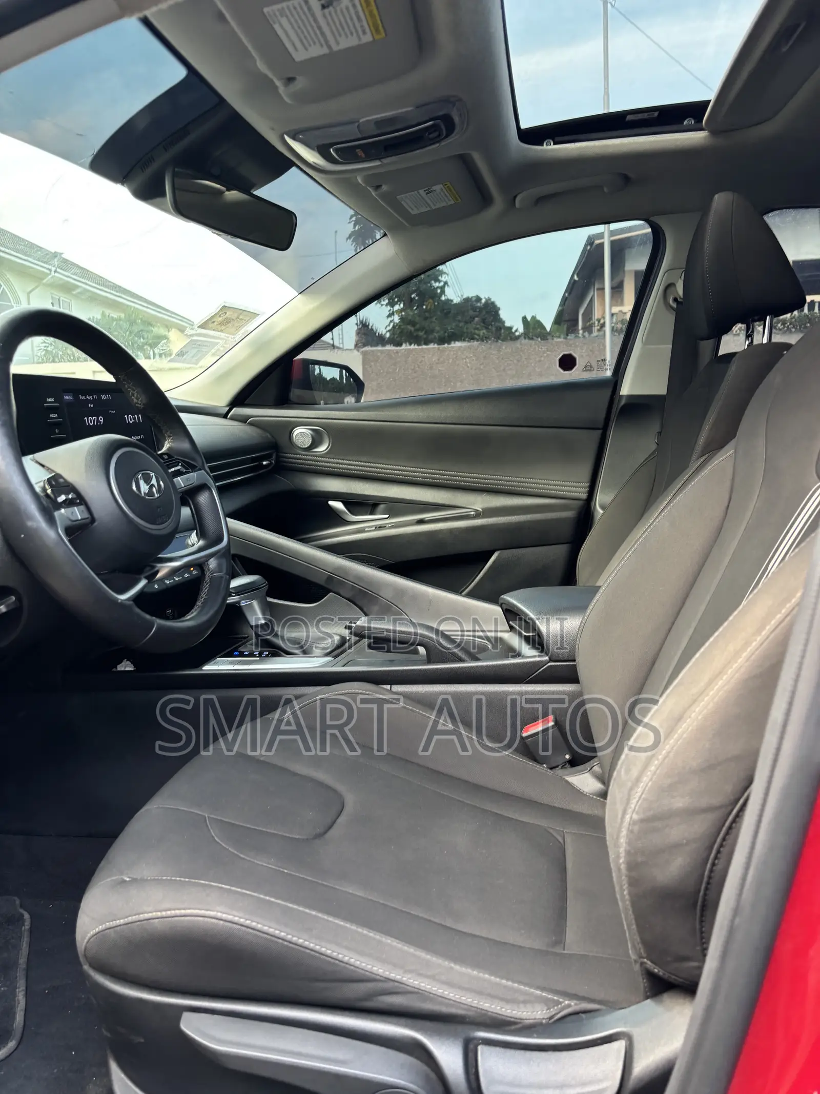 Hyundai Elantra SE 2022 Red