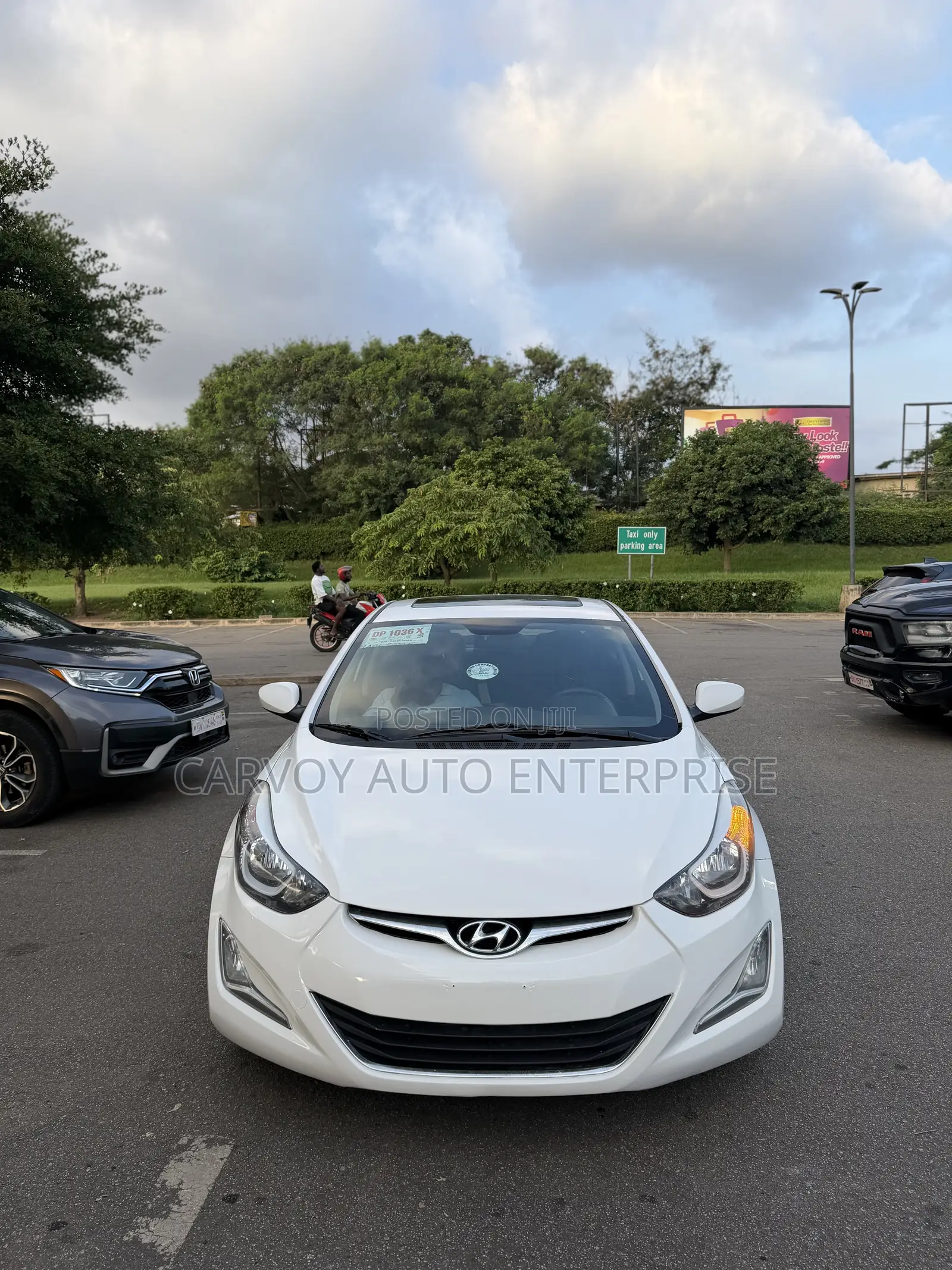 Hyundai Elantra Sport PZEV 4dr Sedan (2.0L 4cyl 6A) 2015 White