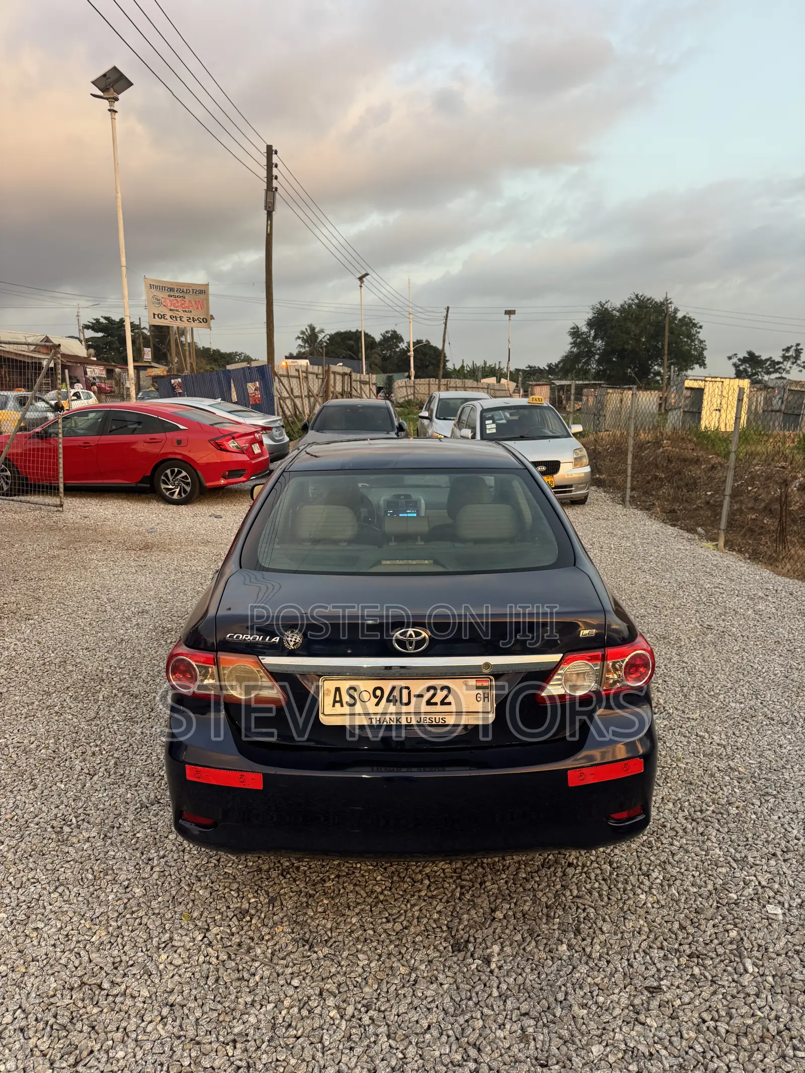 Toyota Corolla LE 4dr Sedan (1.8L 4cyl 4A) 2013 Blue