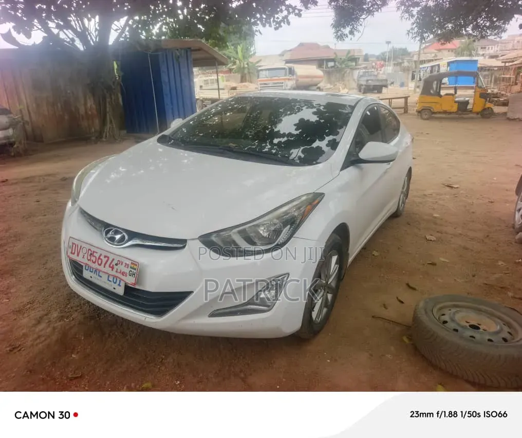 Hyundai Elantra 2014 White