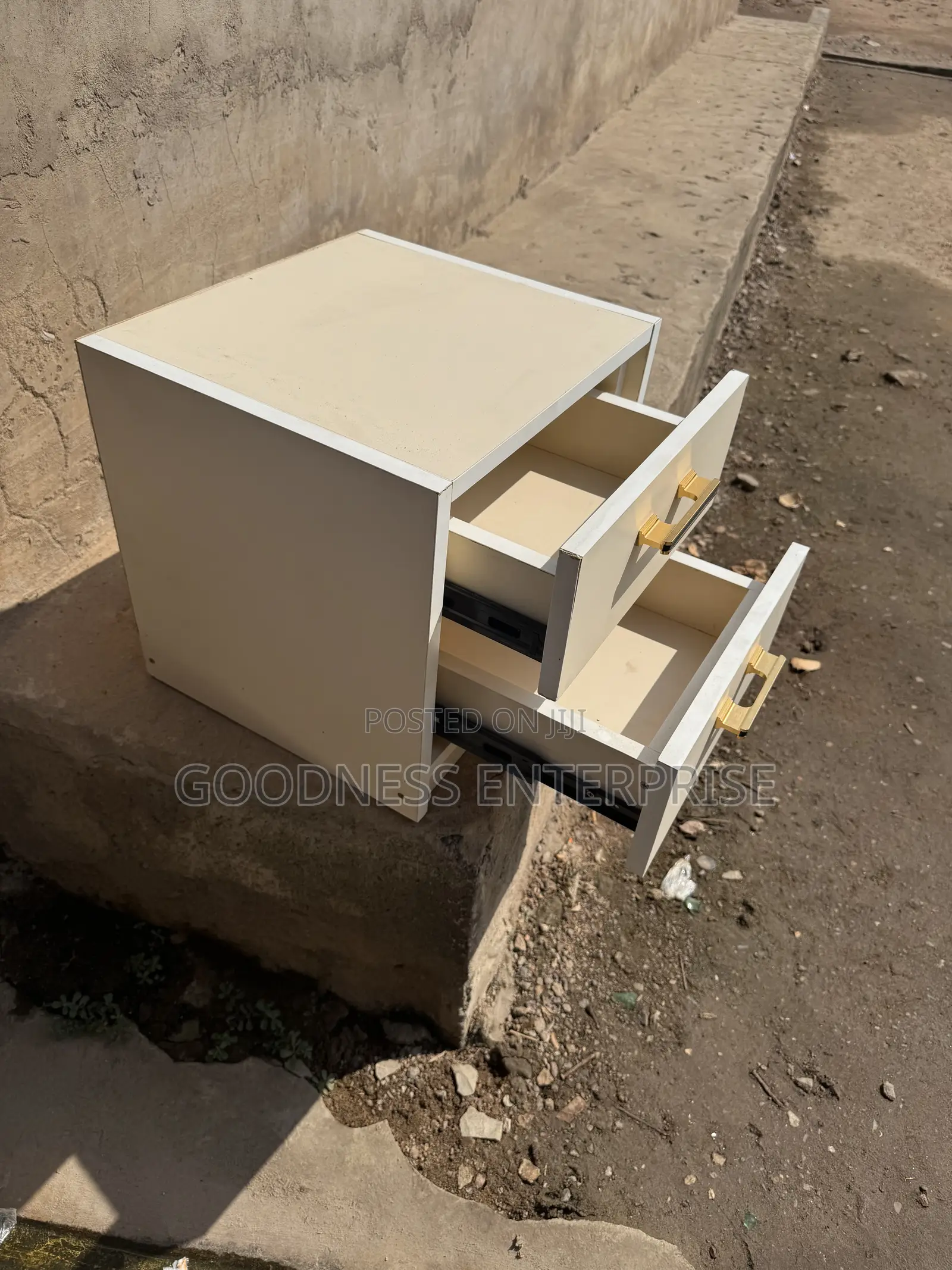 Laminated Side Drawer