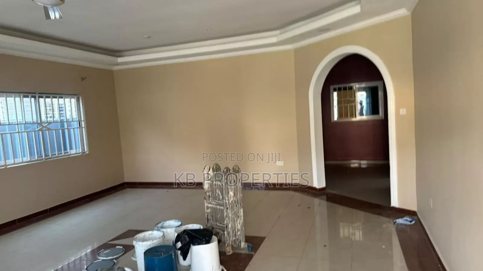 3bdrm House in Kb Properties, Baatsona Total for rent