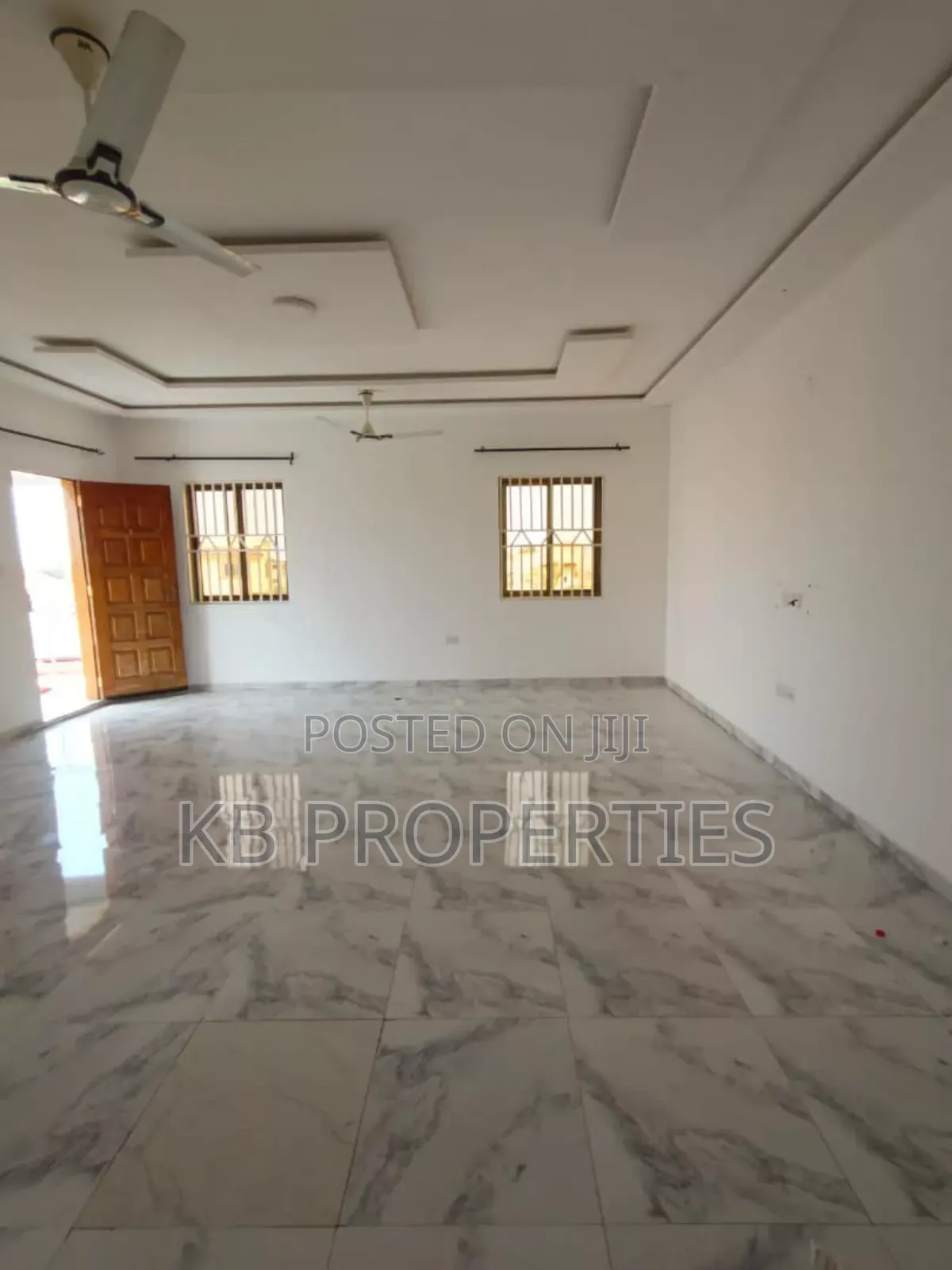 4bdrm House in Kb Properties, Baatsona Total for sale