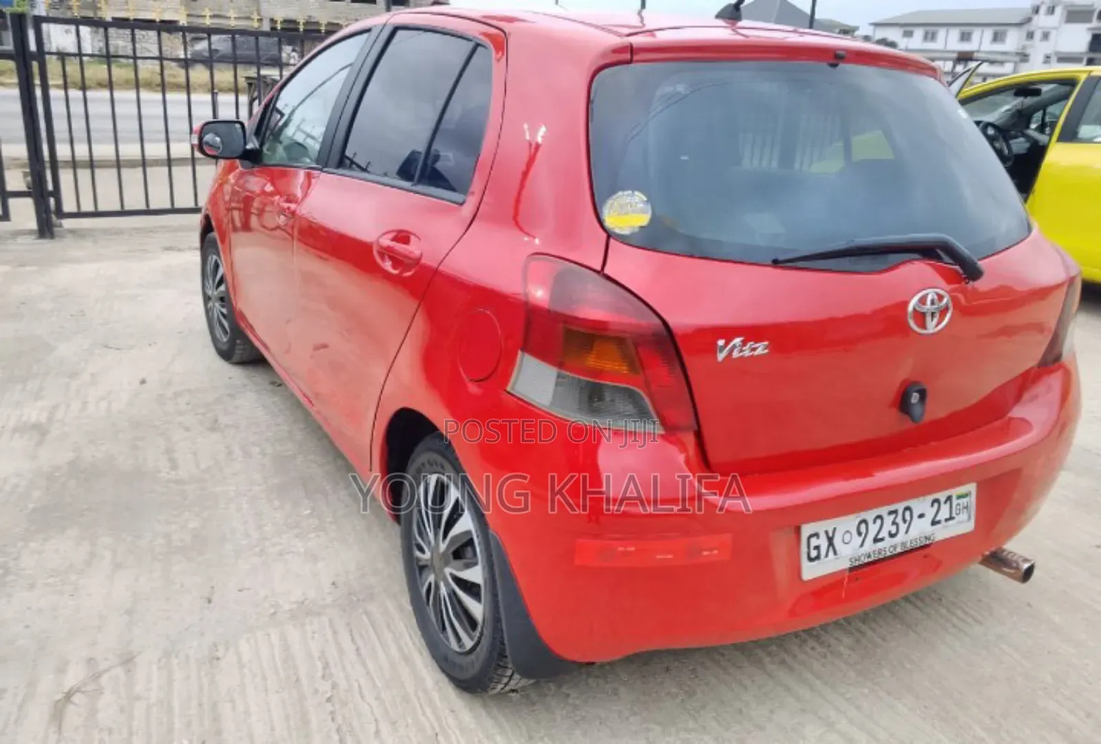 Toyota Vitz 2010 Red