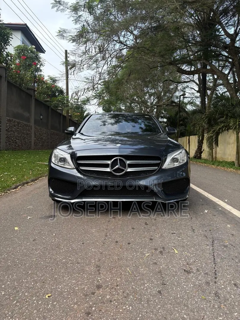 Mercedes-Benz C300 2015 Black
