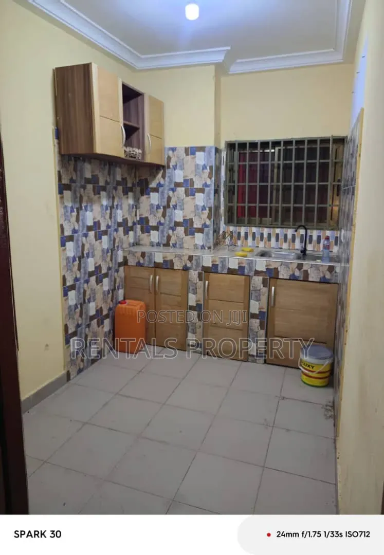 1bdrm Apartment in Amrahia for rent