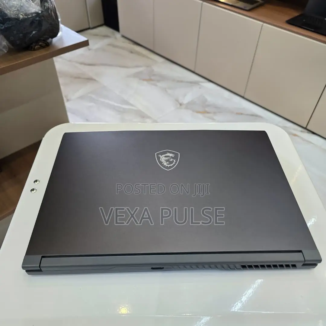 Laptop MSI 16GB Intel Core i5 SSD 512GB
