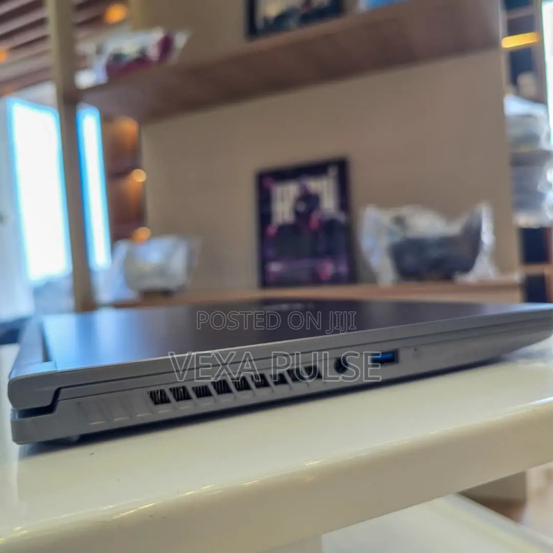 Laptop MSI 16GB Intel Core i5 SSD 512GB