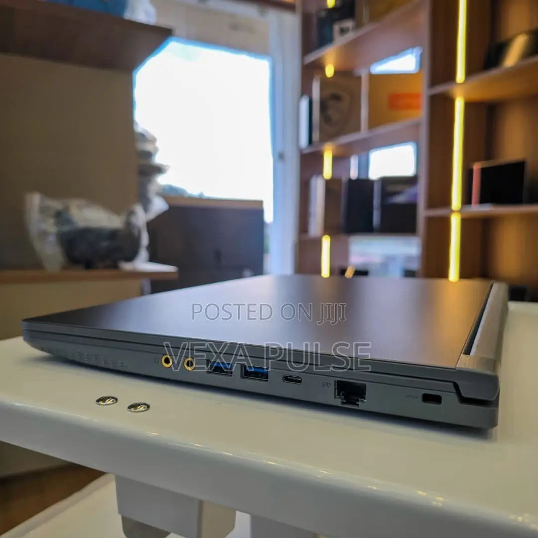 Laptop MSI 16GB Intel Core i5 SSD 512GB