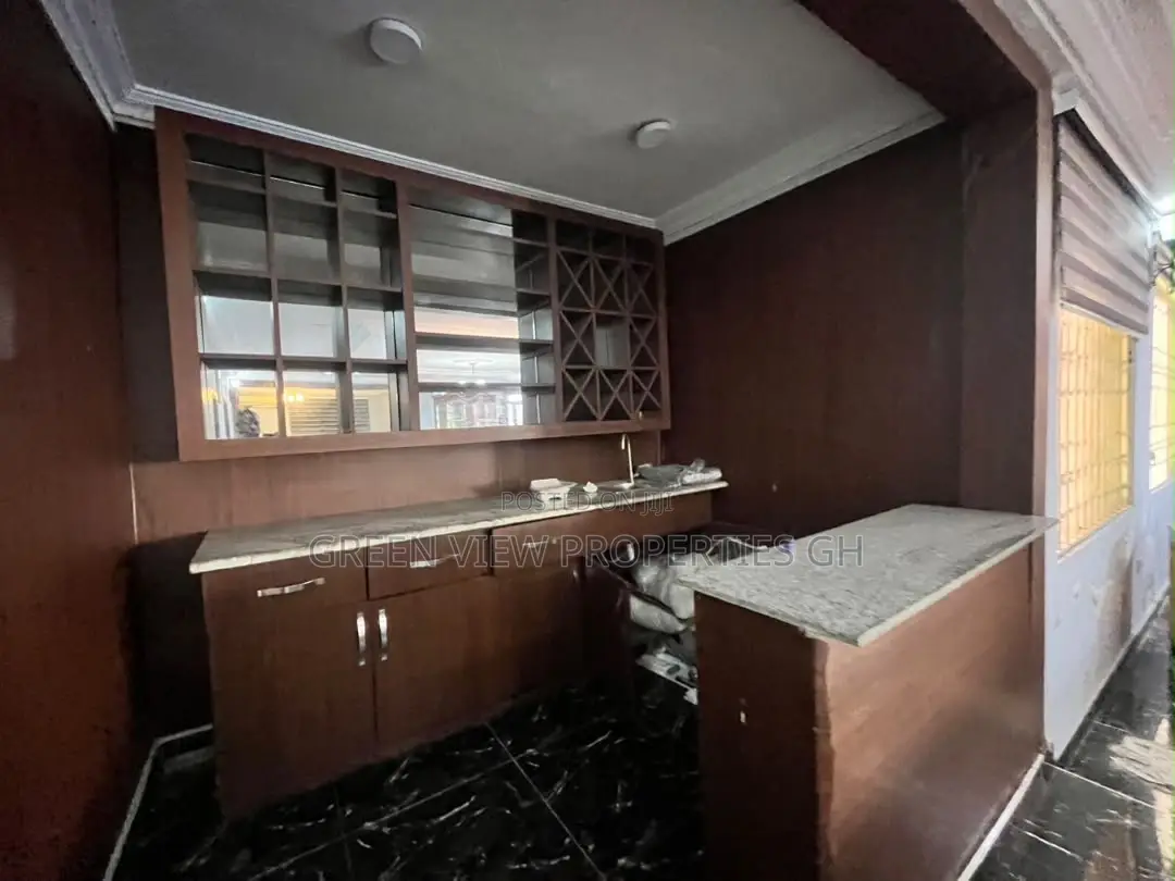 2bdrm Apartment in East Legon for rent