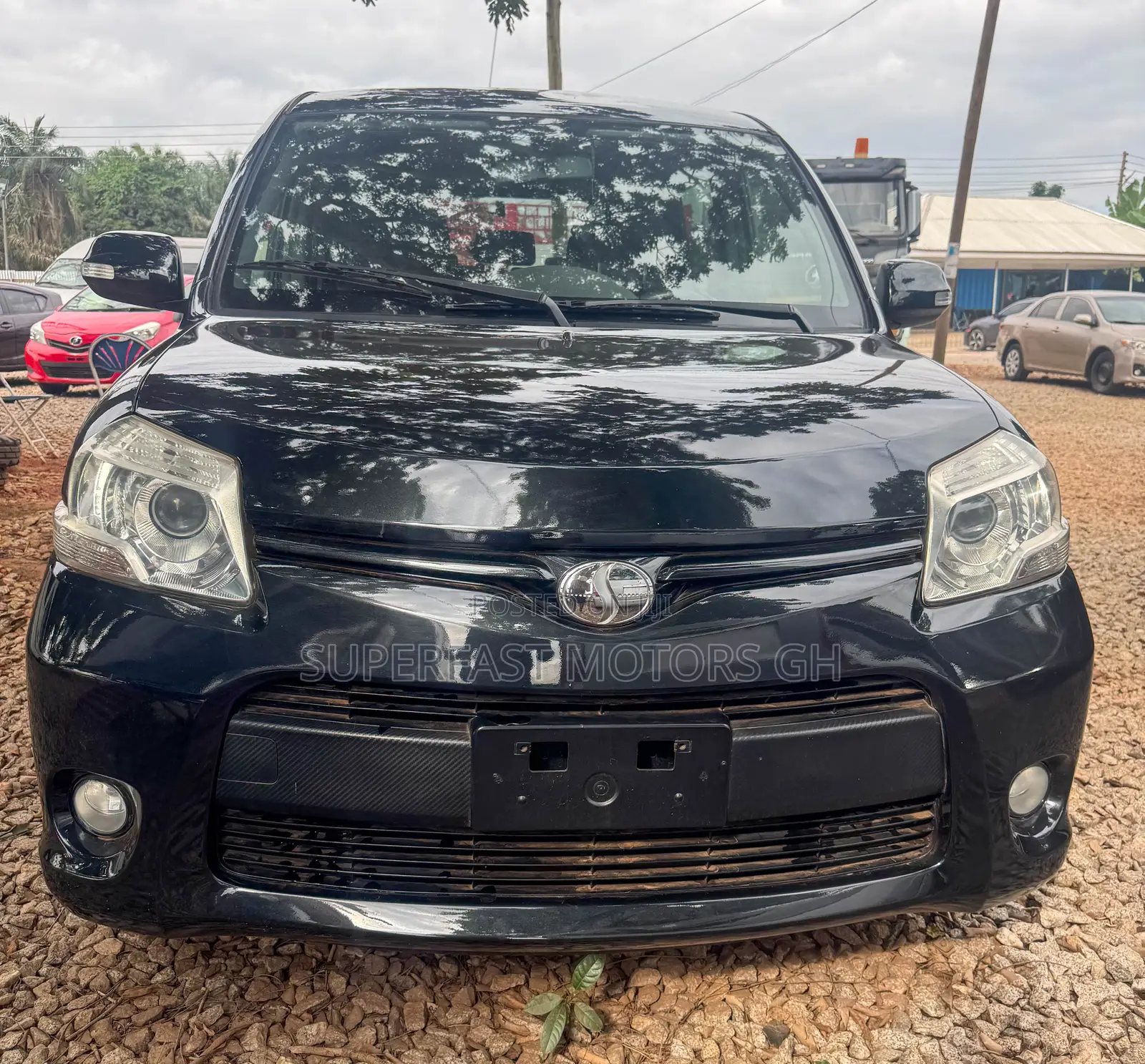 Toyota Sienta 1.5 AWD 2012 Black