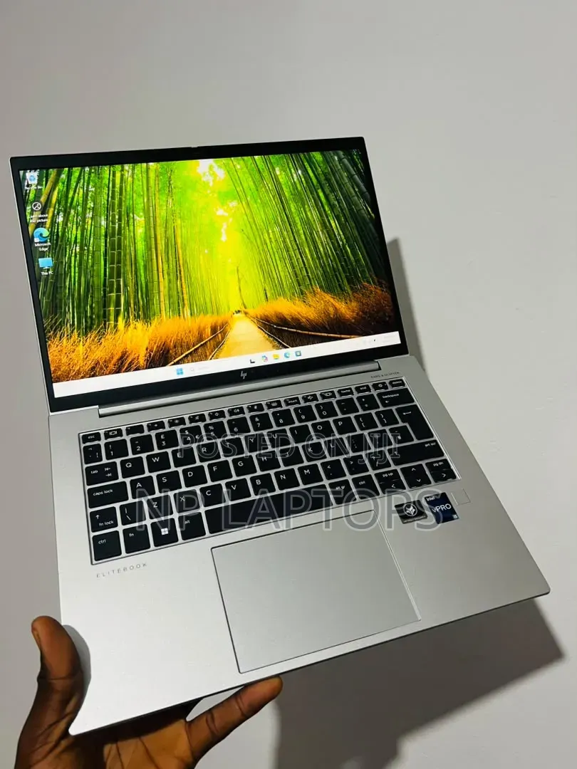 Laptop HP EliteBook 840 G9 16GB Intel Core i5 SSD 256GB