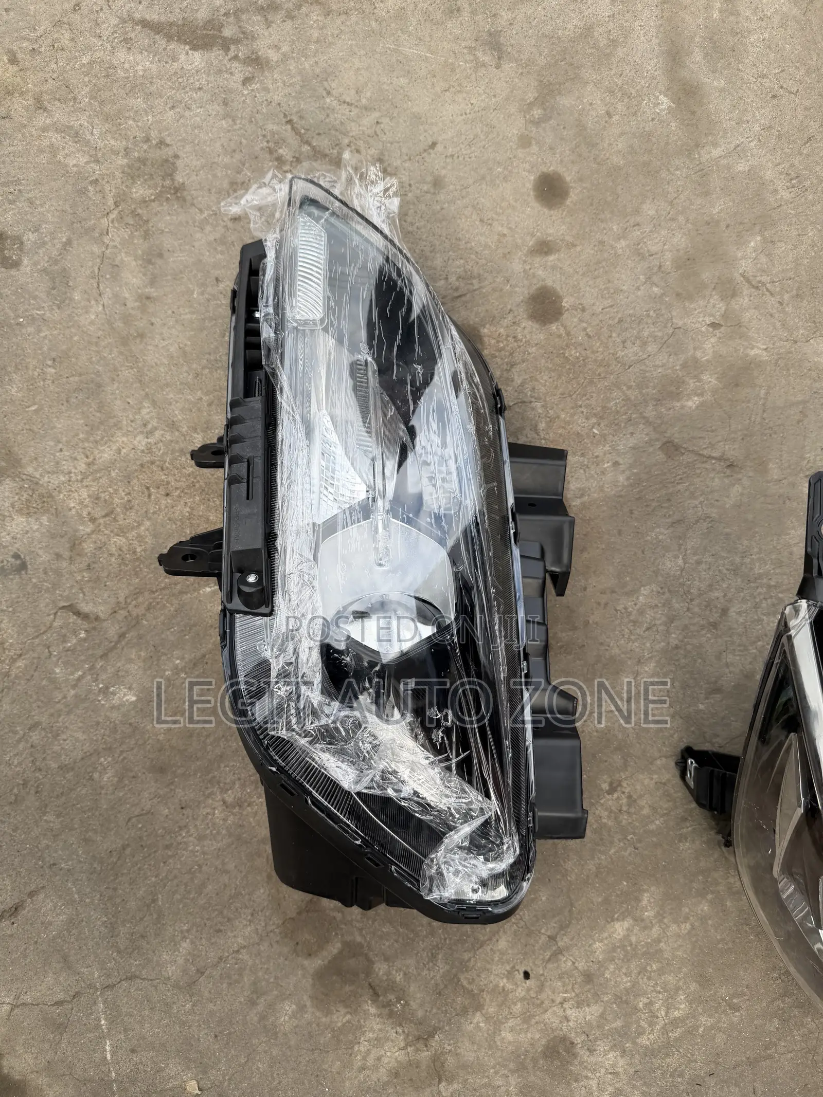 Hyundai Kona 2021,2022,2023, Headlight Available