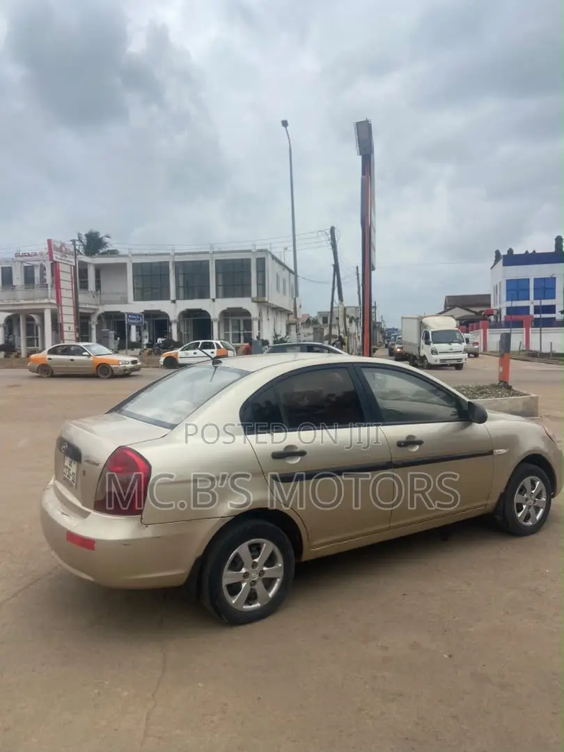 Hyundai Accent 2007 Gold