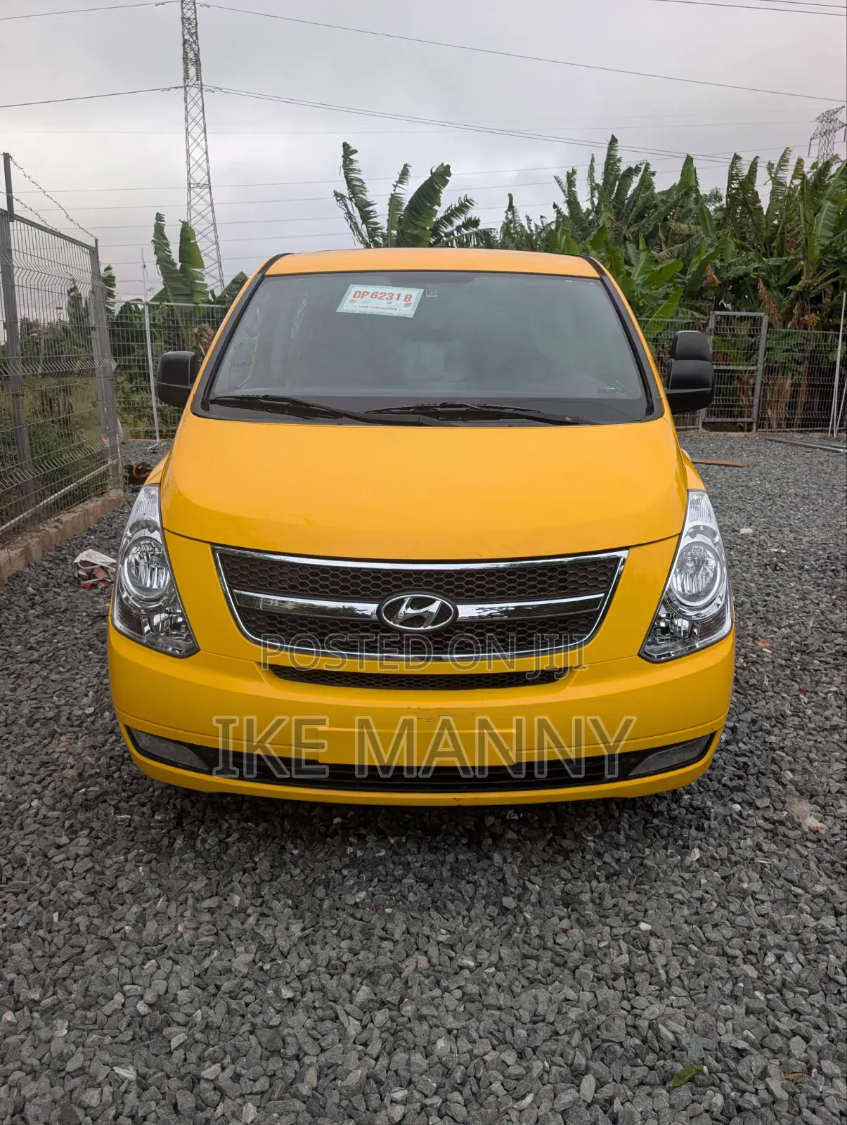 Hyundai Starex 2016 Yellow