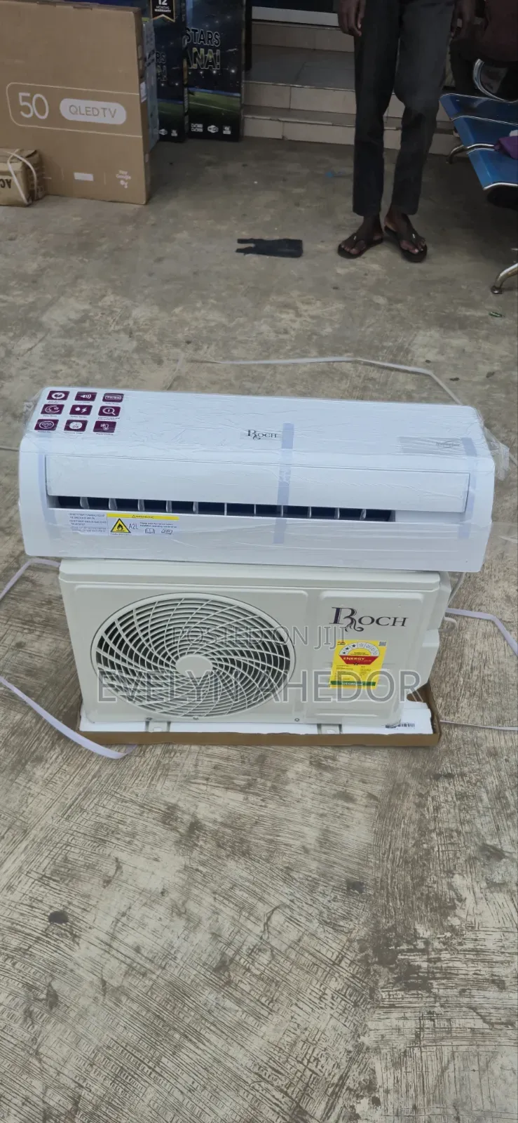 Best in Town Roch AC 1.5hp Inverter for Sale