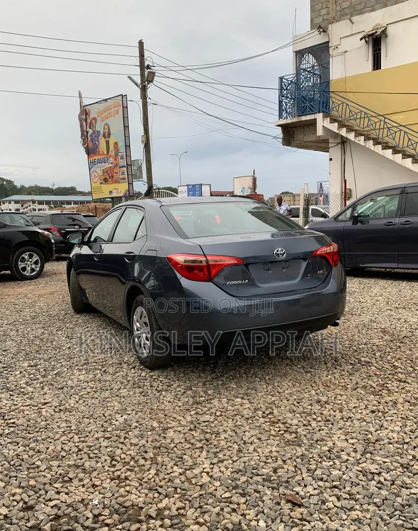 Toyota Corolla 2019 Gray