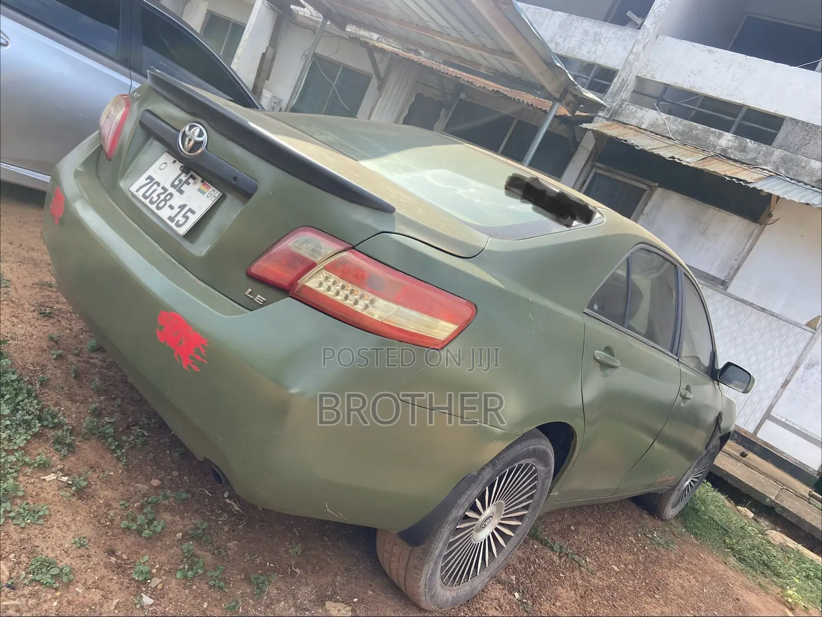Toyota Camry LE 4dr Sedan (2.5L 4cyl 6A) 2011 Green
