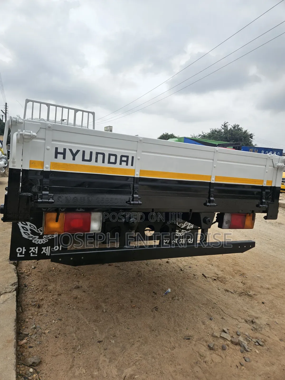 Hyundai 5-Ton Gold