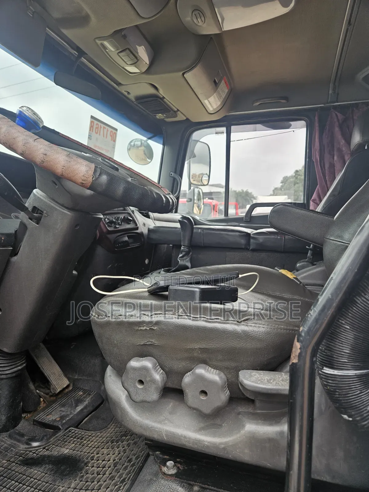Hyundai 5-Ton Gold
