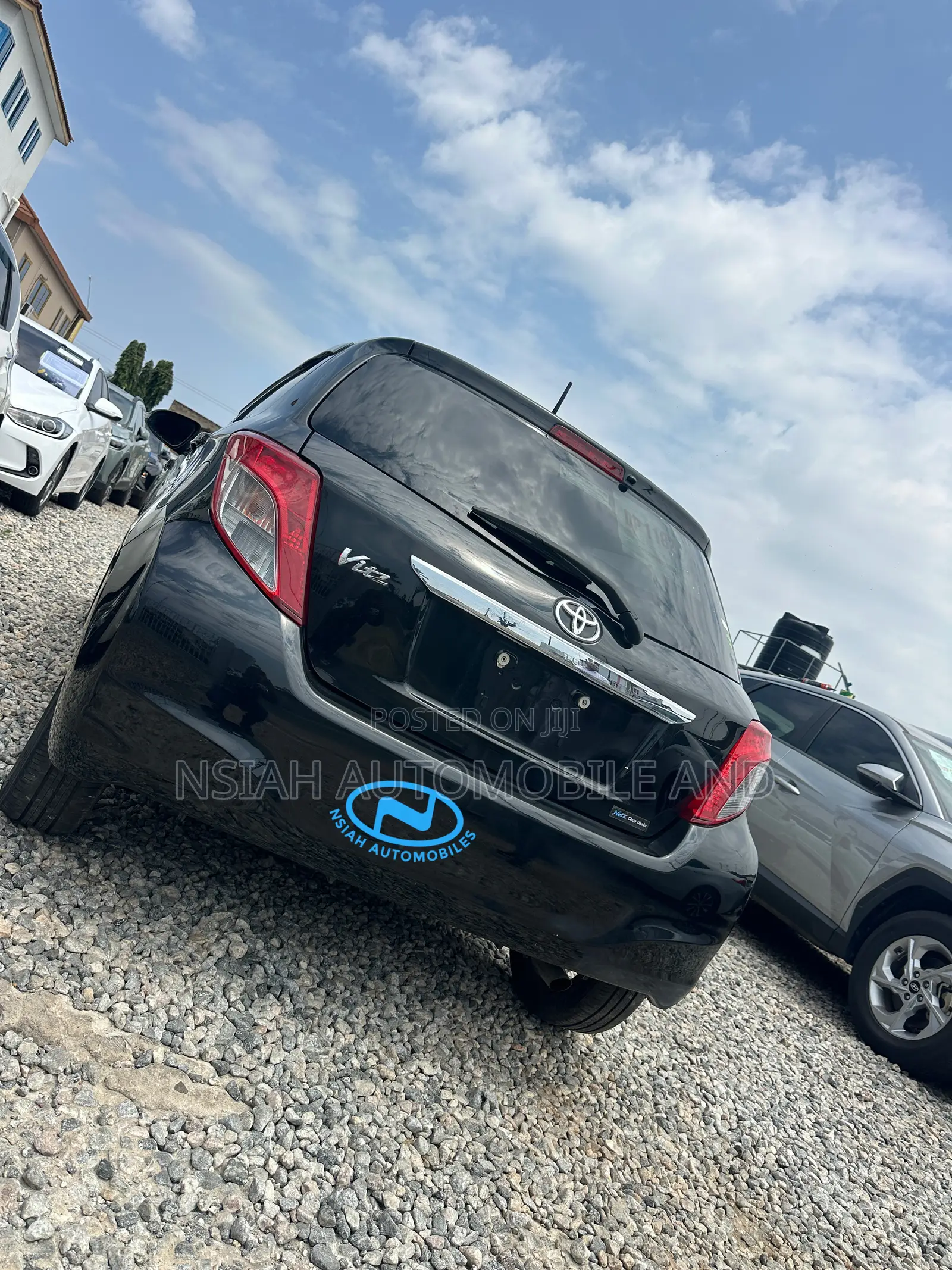 Toyota Vitz 2012 Black