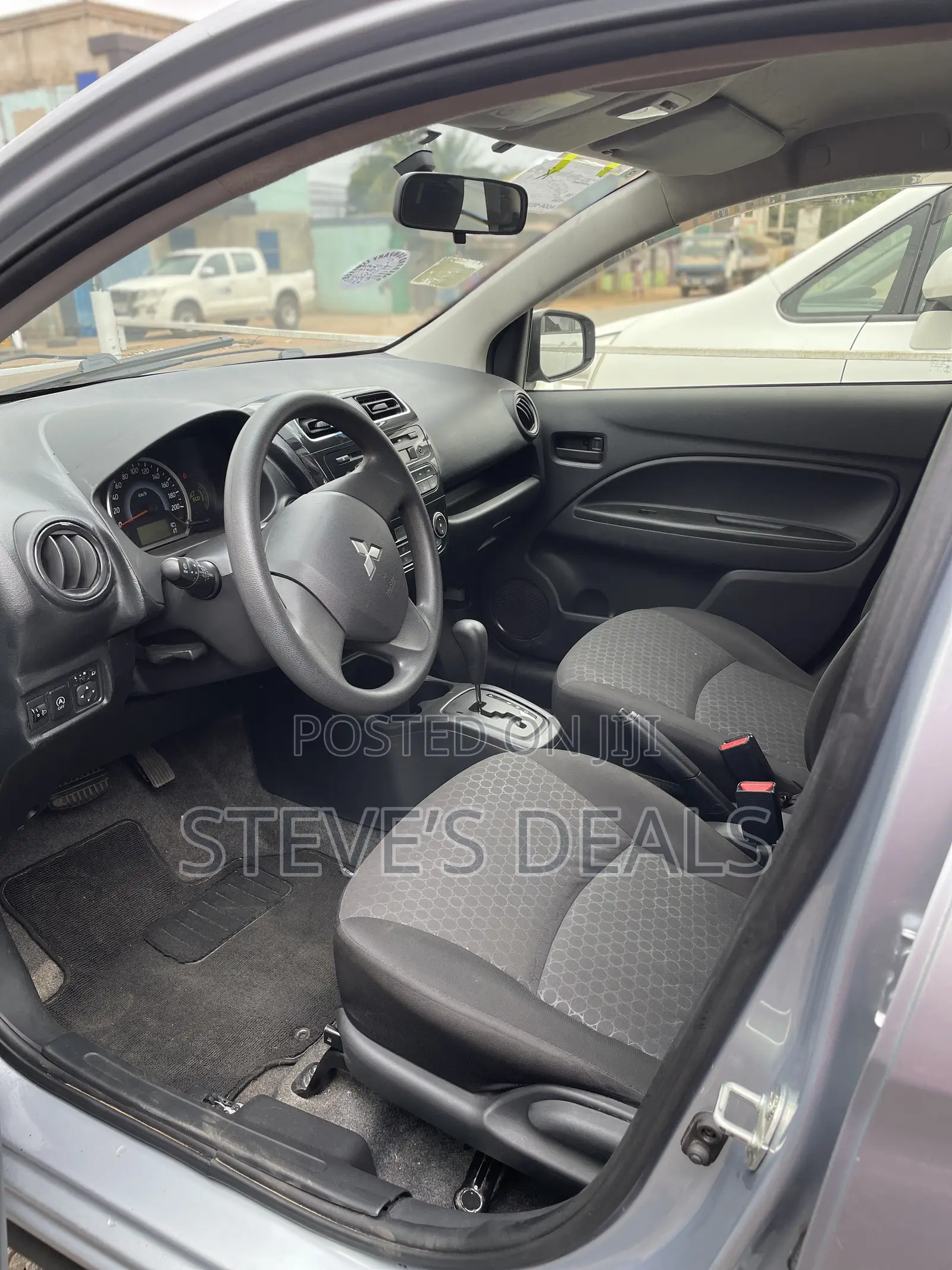 Mitsubishi Mirage 2013 Silver