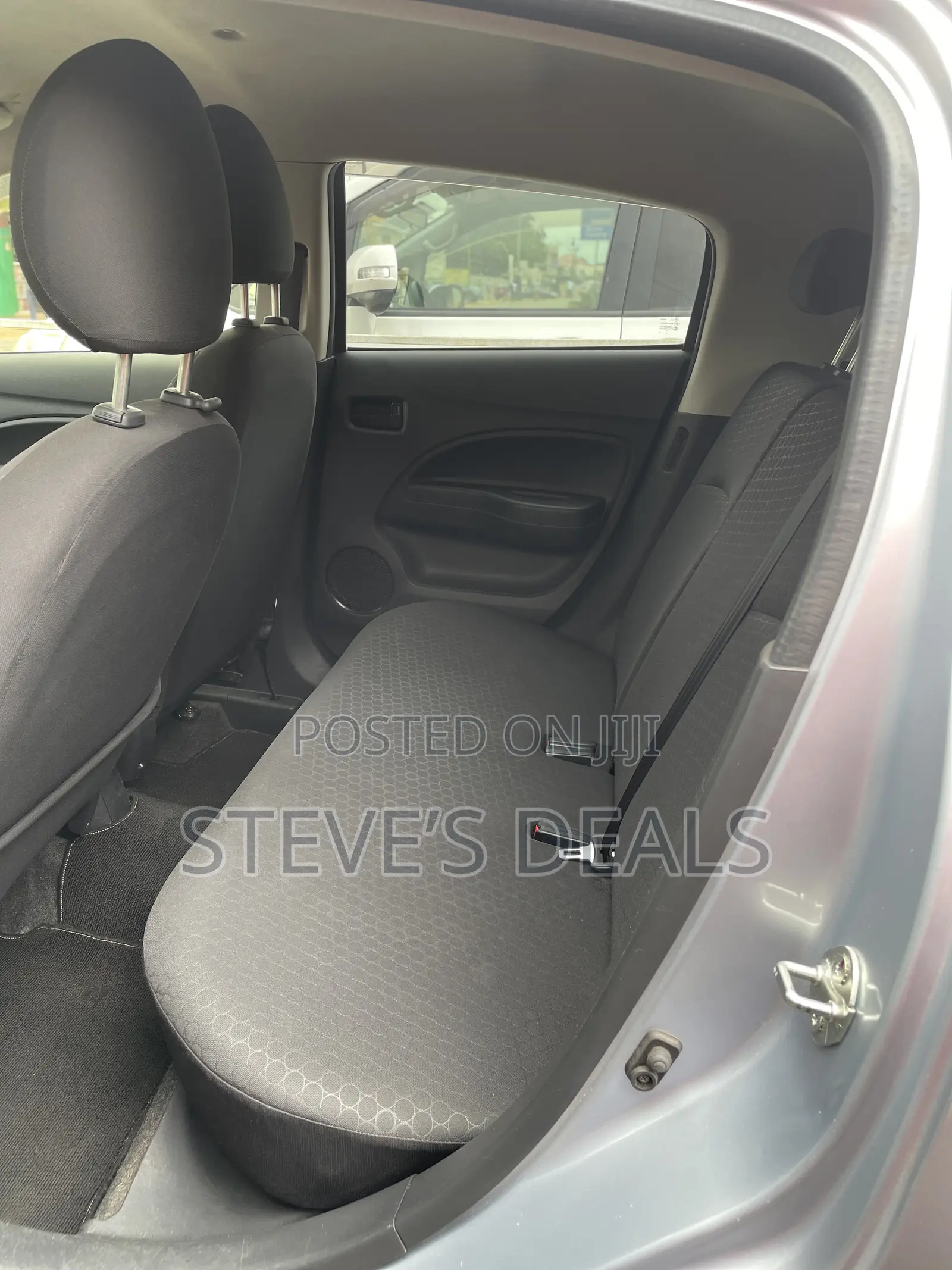 Mitsubishi Mirage 2013 Silver