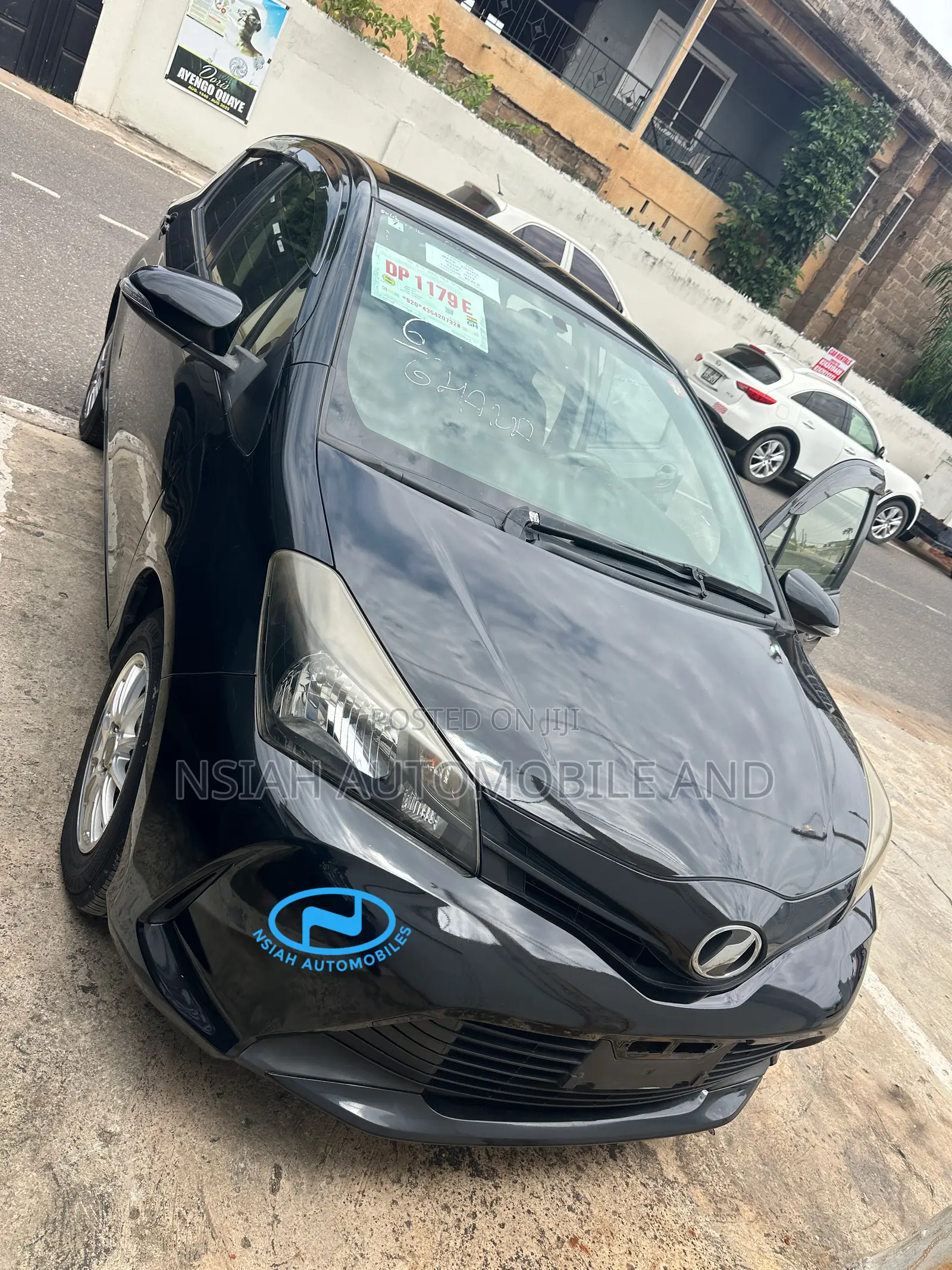 Toyota Vitz 2014 Black