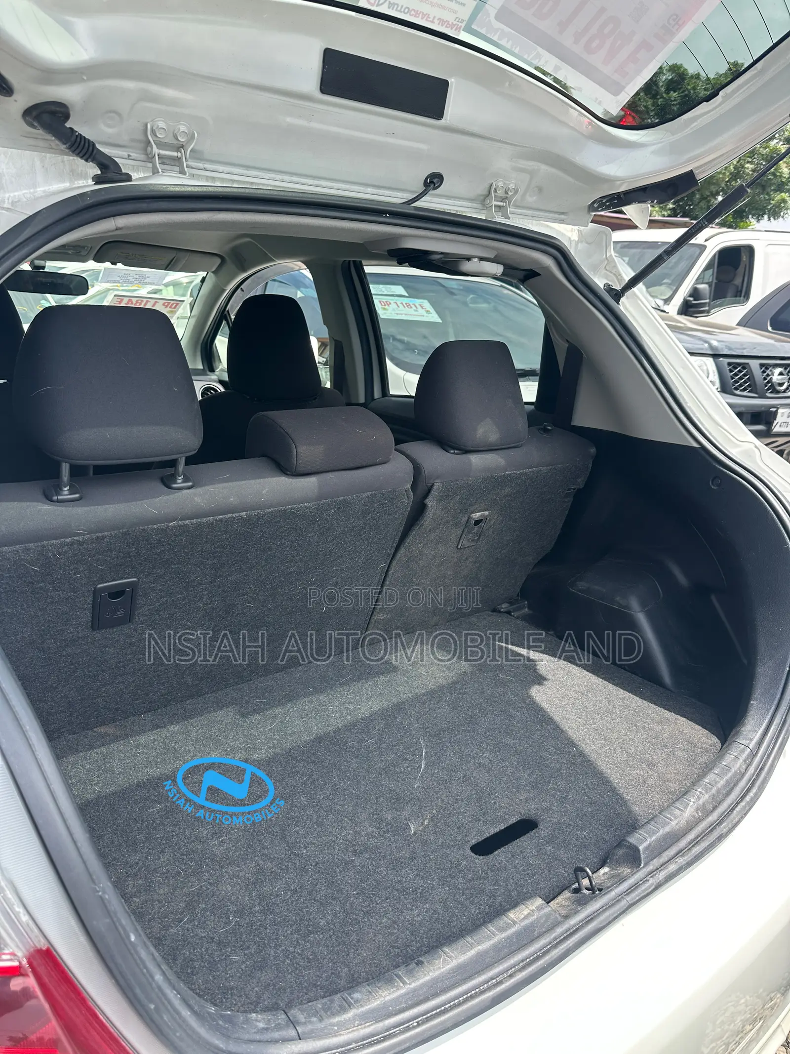 Toyota Vitz 2014 White