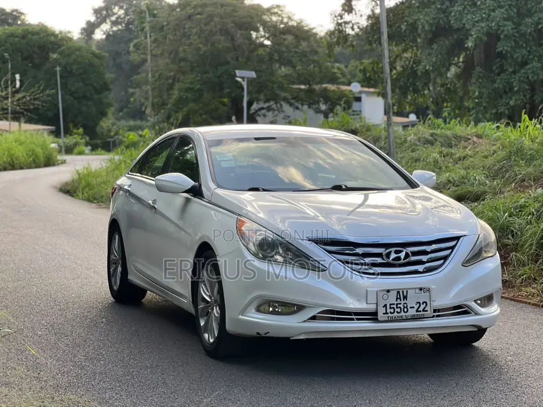 Hyundai Sonata 2012 White
