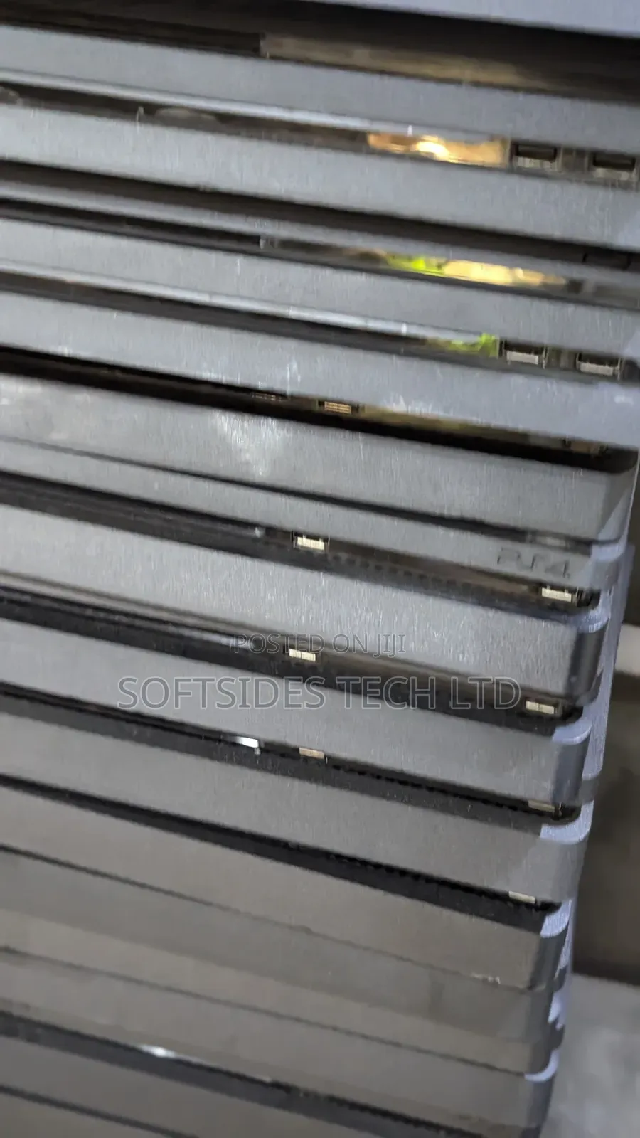 Lots of Clean PS4 Standards for Sale. Payment on Delivery Available.