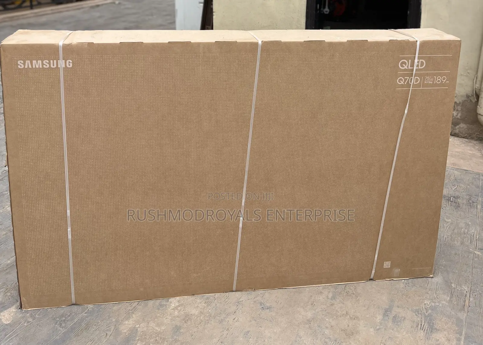 Experience Pure Resolution on Samsung 75" Q70D Smart TV