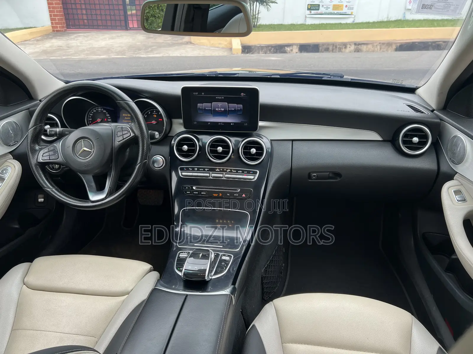 Mercedes-Benz C300 Sport 4Matic Sedan AWD (2.0L 4cyll 7A) 2016 Gray