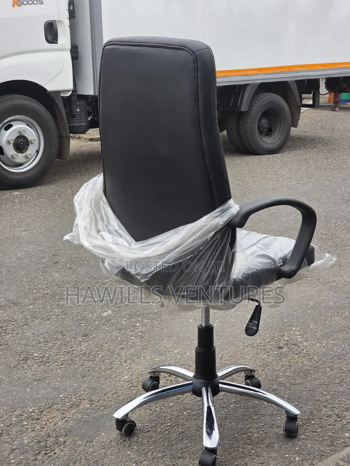 Executive Leather High-Back Swivel Chair