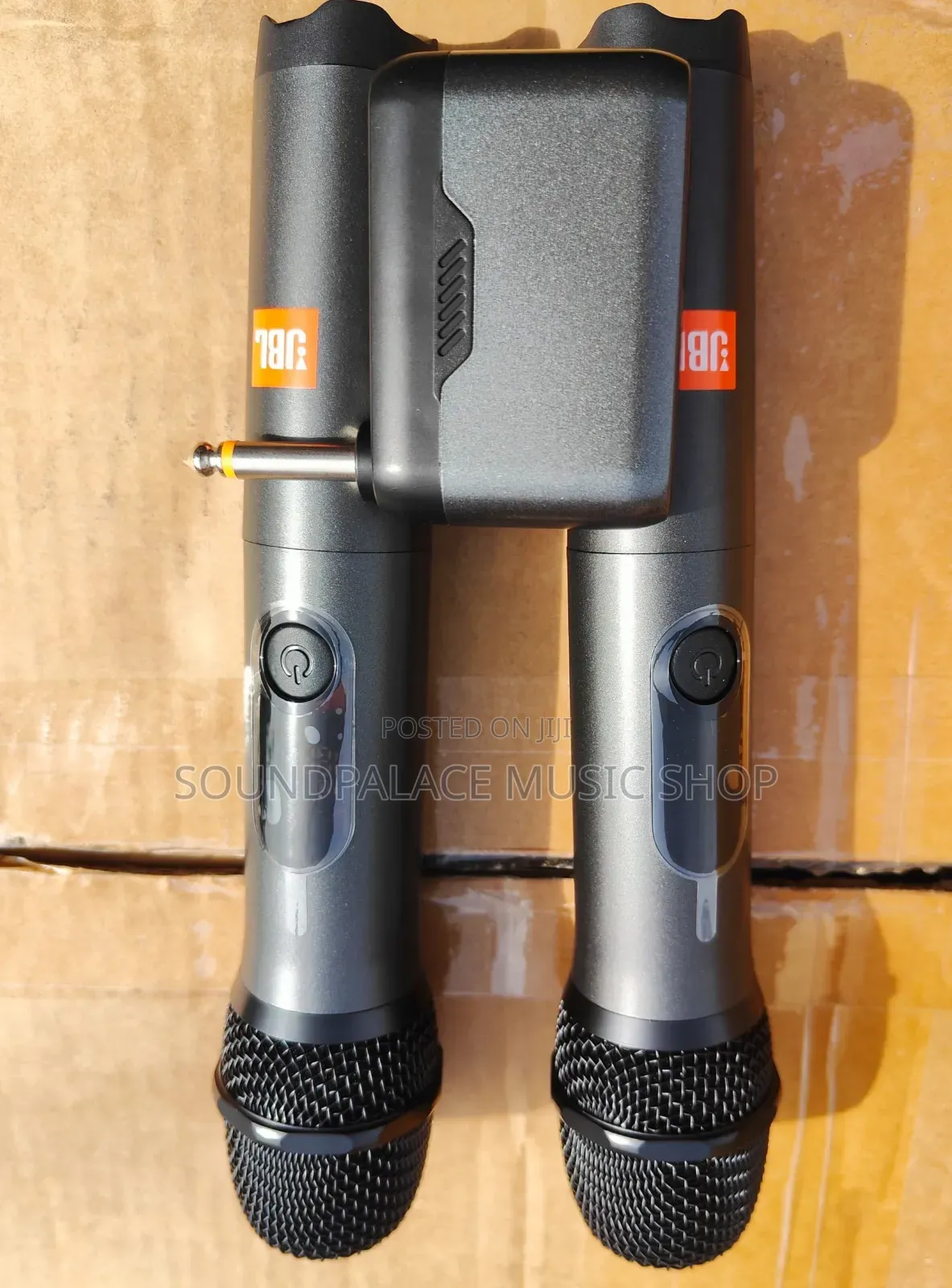 JBL Wireless Two Microphone System With Dual-Channel Wireless Receiver