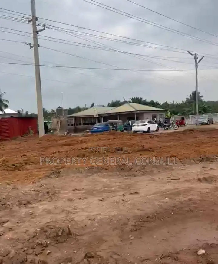 Roadside Land for Sale in Ho