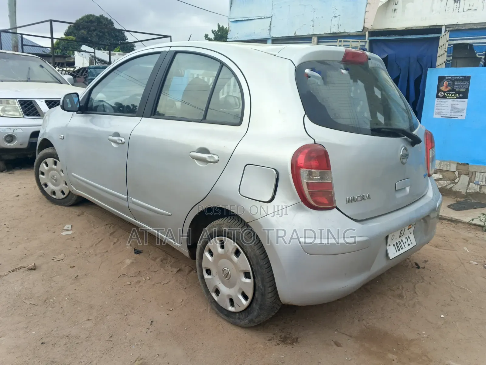 Nissan Micra 2000 Silver