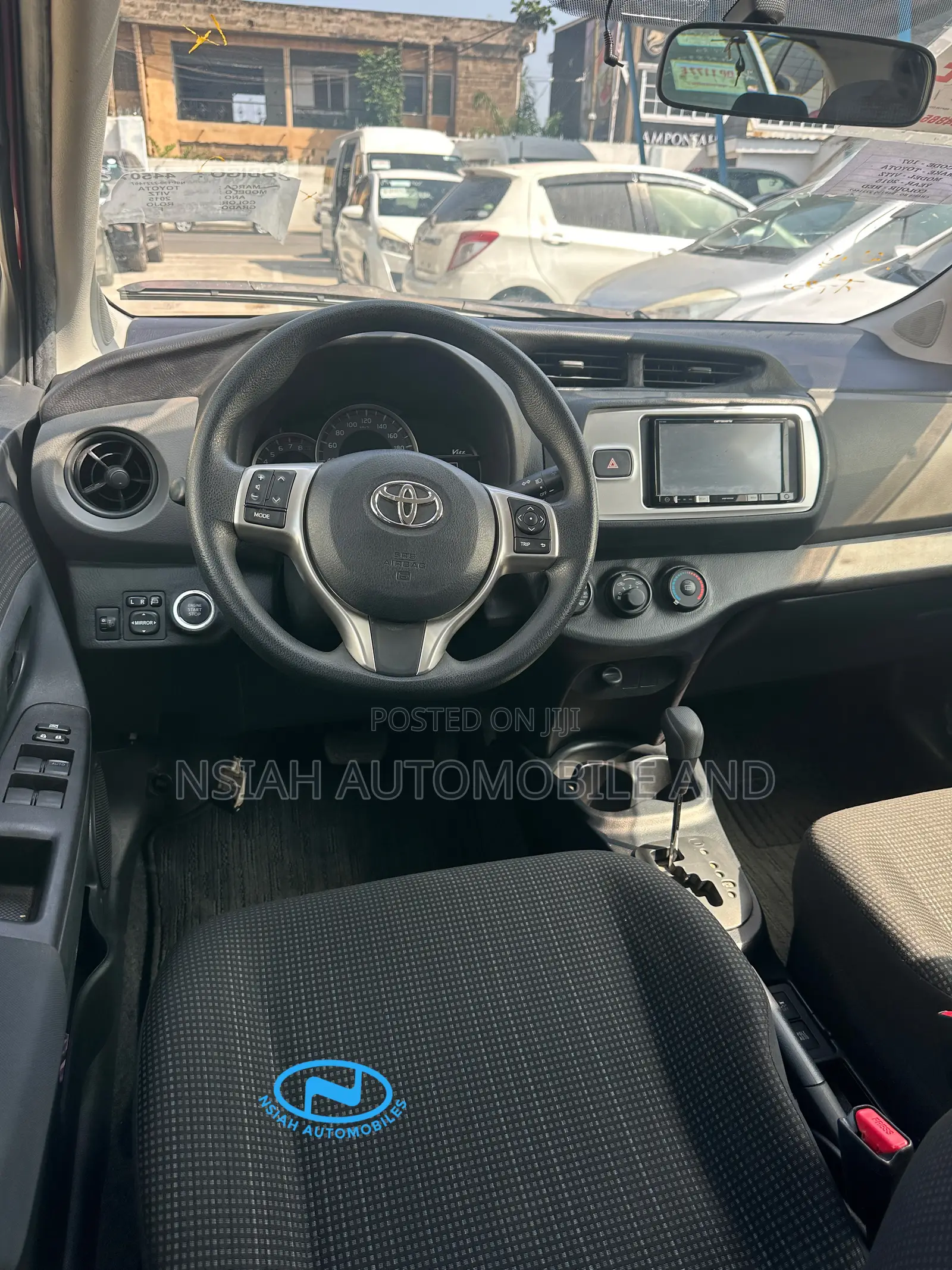 Toyota Vitz 2015 Red