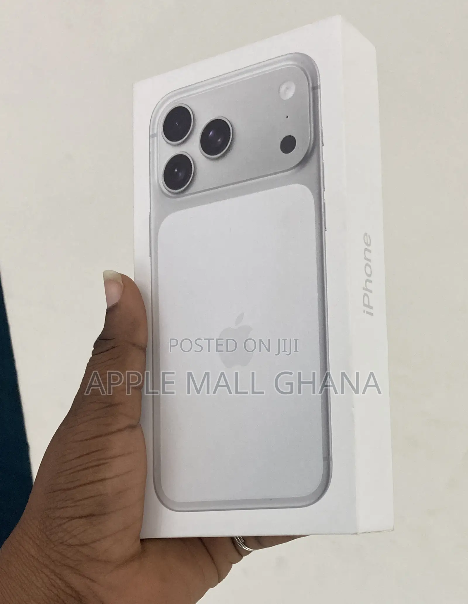 New Apple iPhone 17 Pro Max 256 GB Silver
