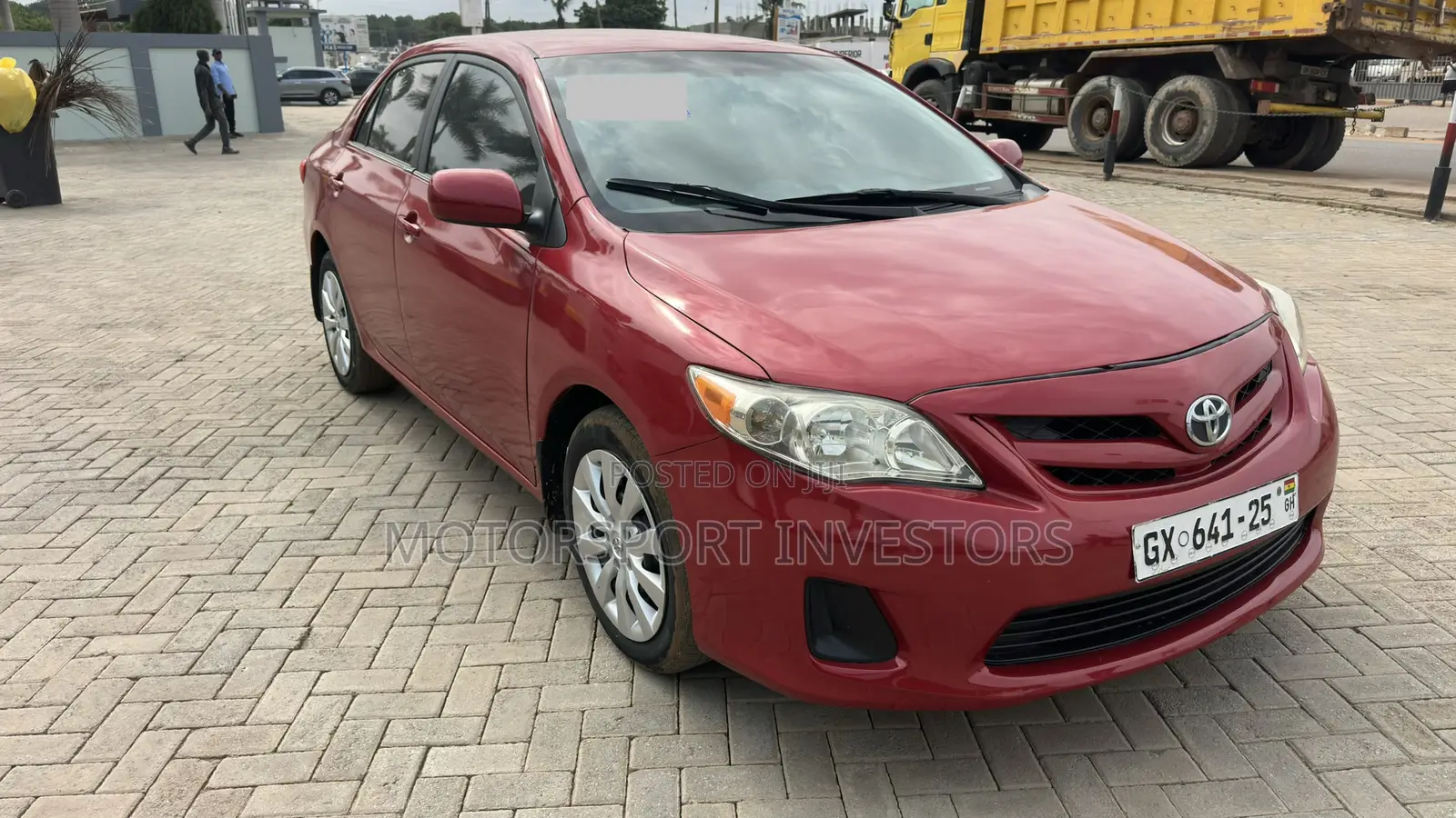 Toyota Corolla LE 4dr Sedan (1.8L 4cyl 4A) 2013 Red