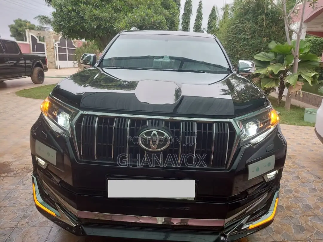 Toyota Land Cruiser 4.5 V8 VXR 2021 Black