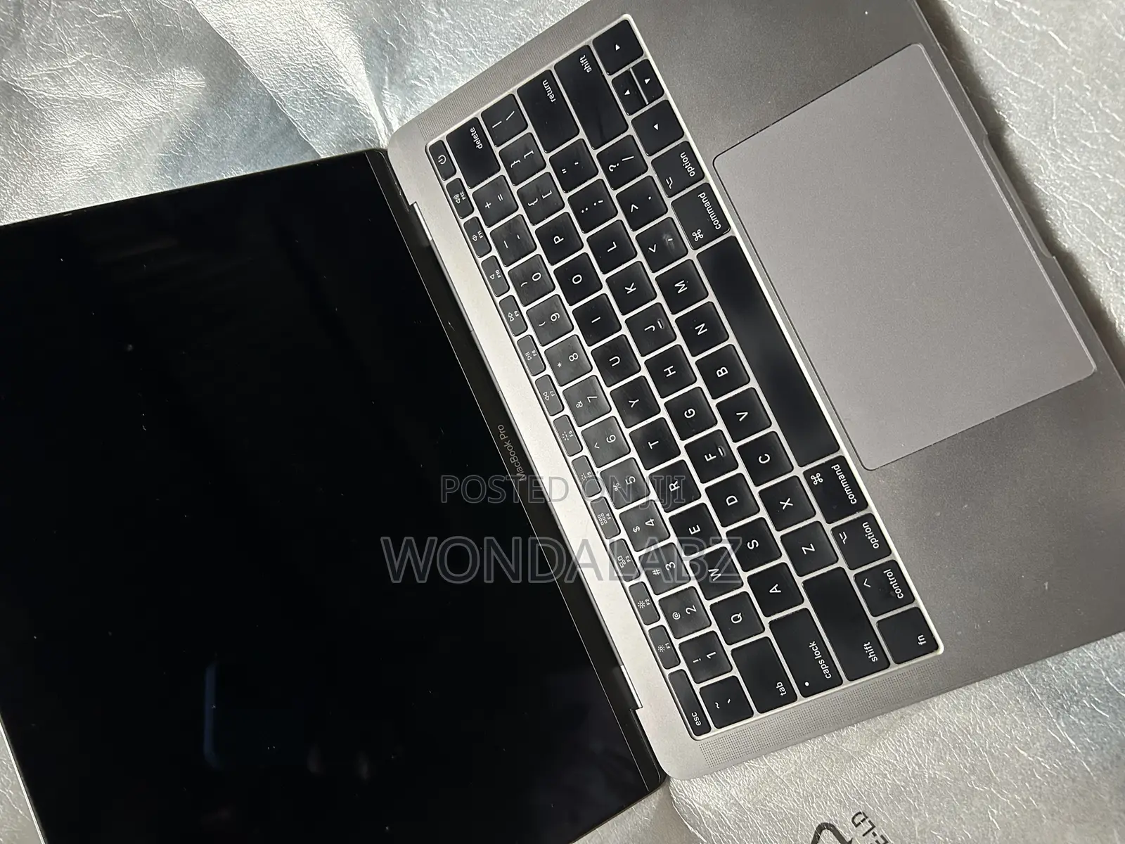 Laptop Apple MacBook Pro 2017 8GB Intel Core i5 SSD 256GB