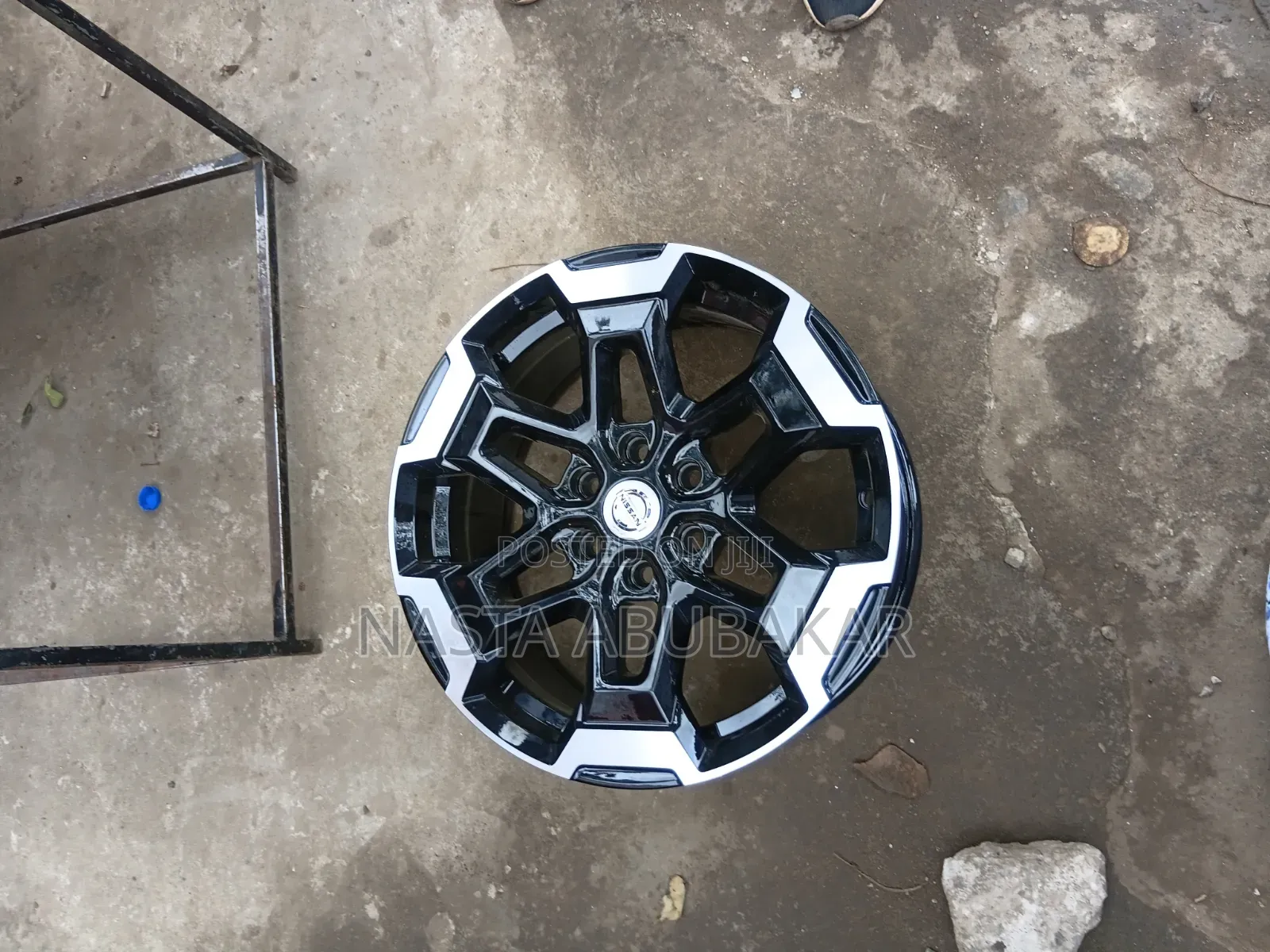 Toyota Vitz Rim 13