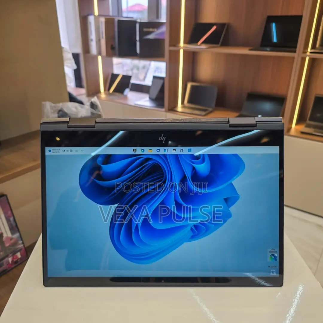 Laptop HP Envy x360 15t 16GB AMD Ryzen 5 SSD 512GB