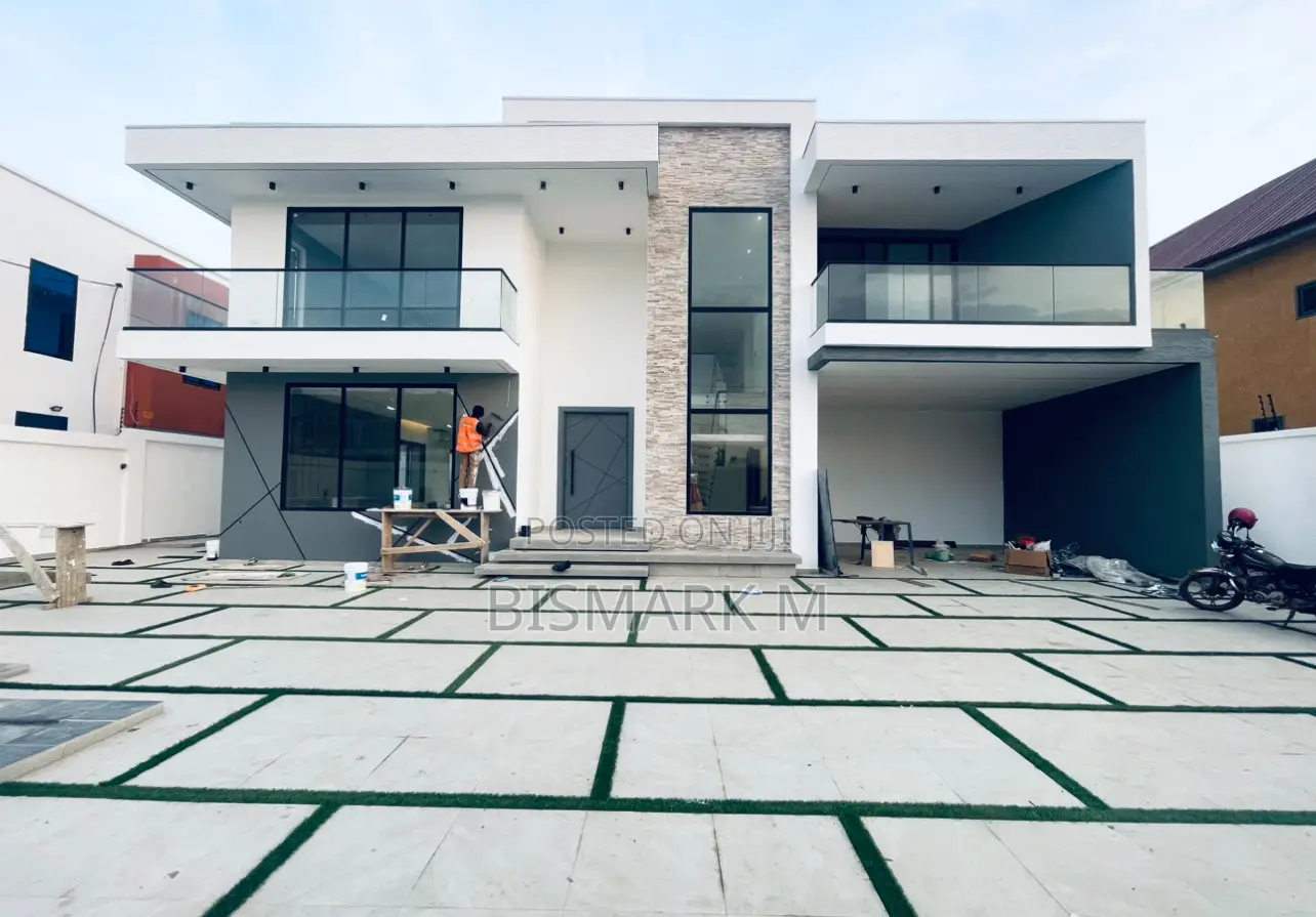4bdrm House in East Legon for sale