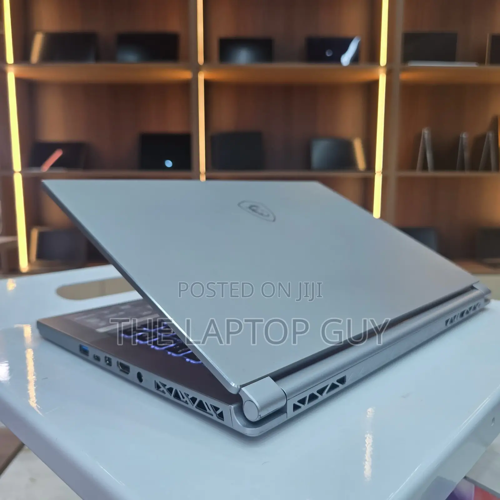 Laptop MSI P65 Creator 32GB Intel Core i9 SSD 1T
